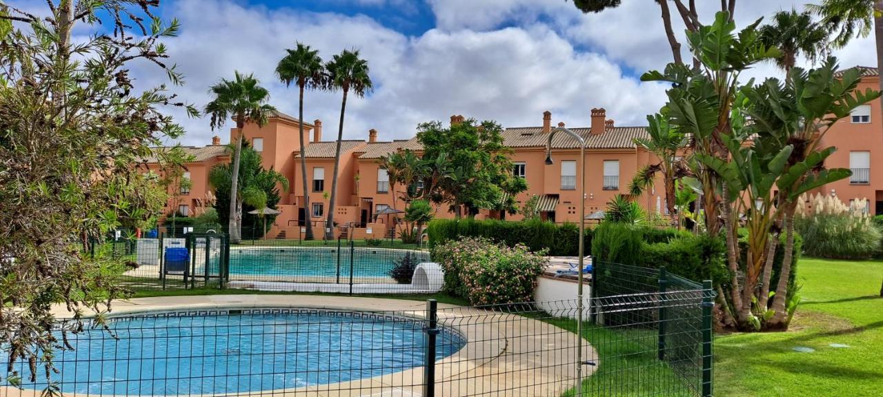 Villa Unifamiliar 3 D.Novo Sancti Petri Chiclana de la Frontera Esterno foto